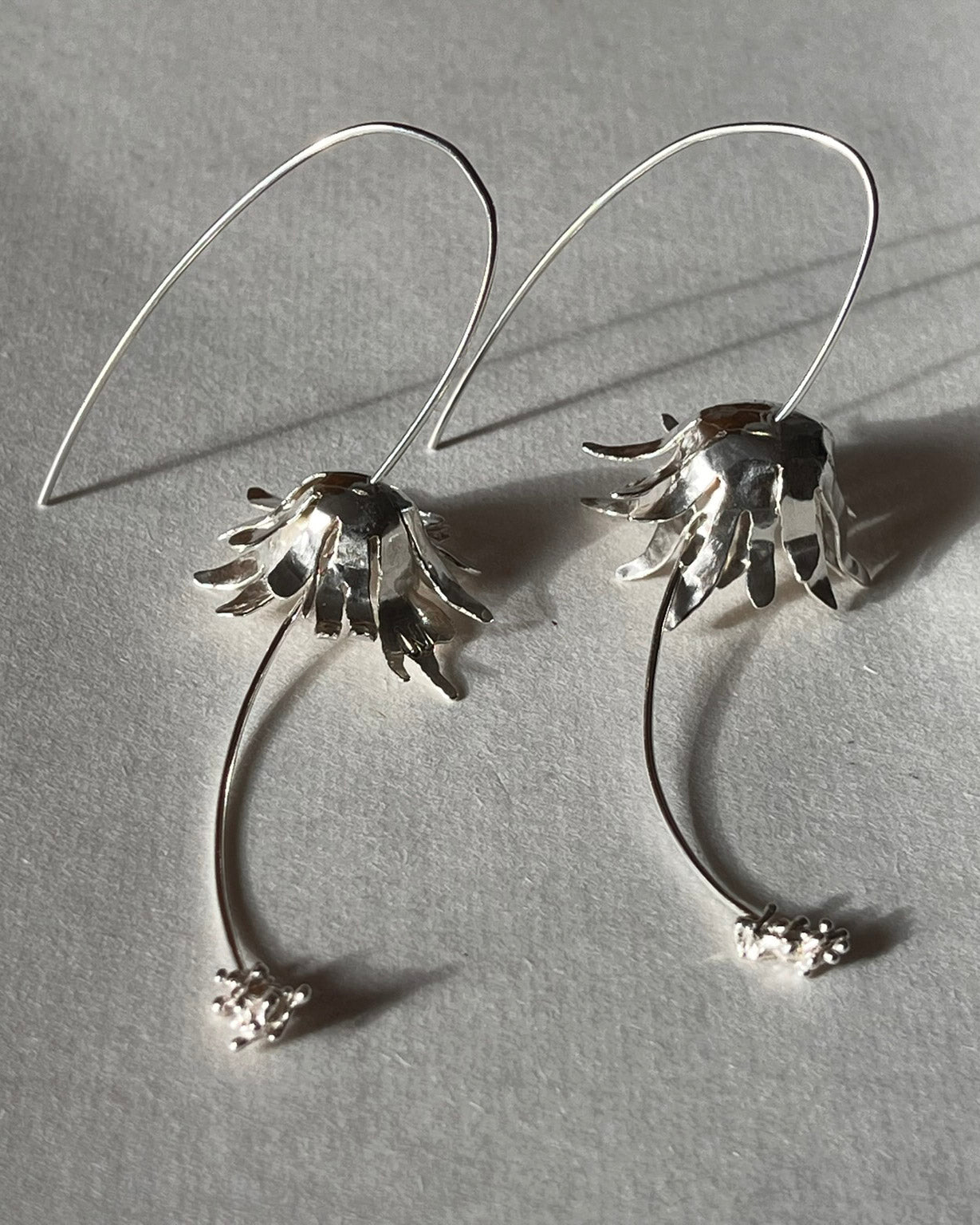 Trinitarias earrings