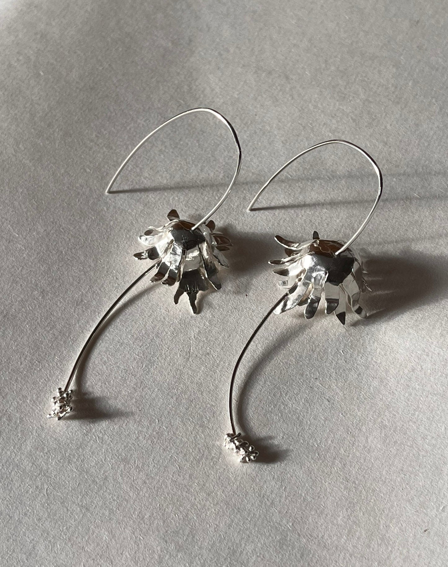 Trinitarias earrings
