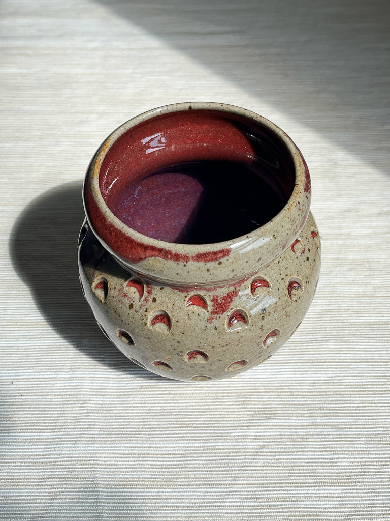 Chunred Vase